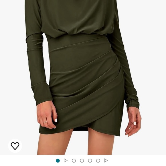 Mock neck long sleeve bodycon dress - Picture 2 of 4